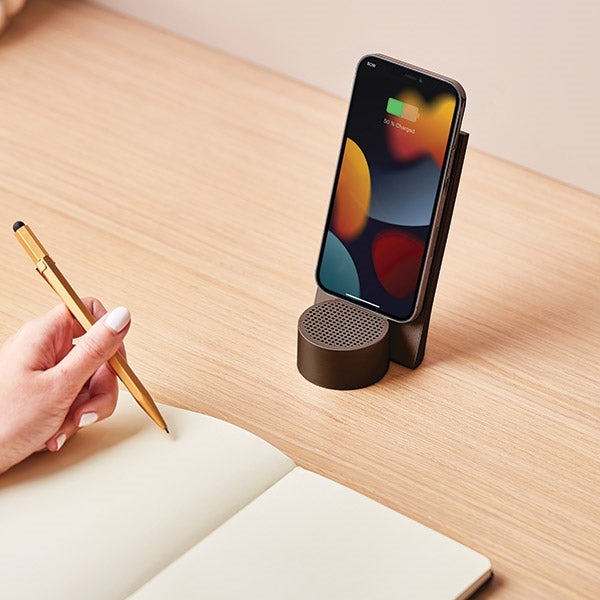 Зарядно Lexon City Energy Pro 10W индукционно с Bluetooth говорител, кафяво