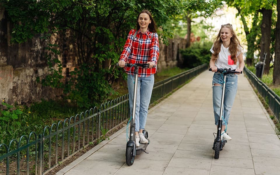 MOTUS Scooty 8.5 25 км/ч Черен, Тюркоаз 7.8 Ah