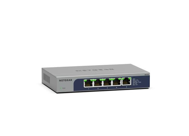 NETGEAR MS105 5-port multi-gig 2.5G Unmanaged Switch Метален корпус без вентилатор за настолен и стенен монтаж