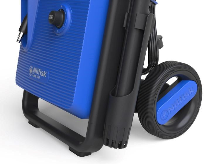 Nilfisk Core 140-6 PowerControl - АВТОМИВКА ЕС миячка под налягане Upright Electric 474 l/h 1800 W Син
