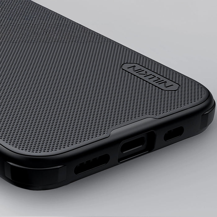 Магнитен калъф Nillkin Super Frosted Shield Pro за iPhone 16e - черен