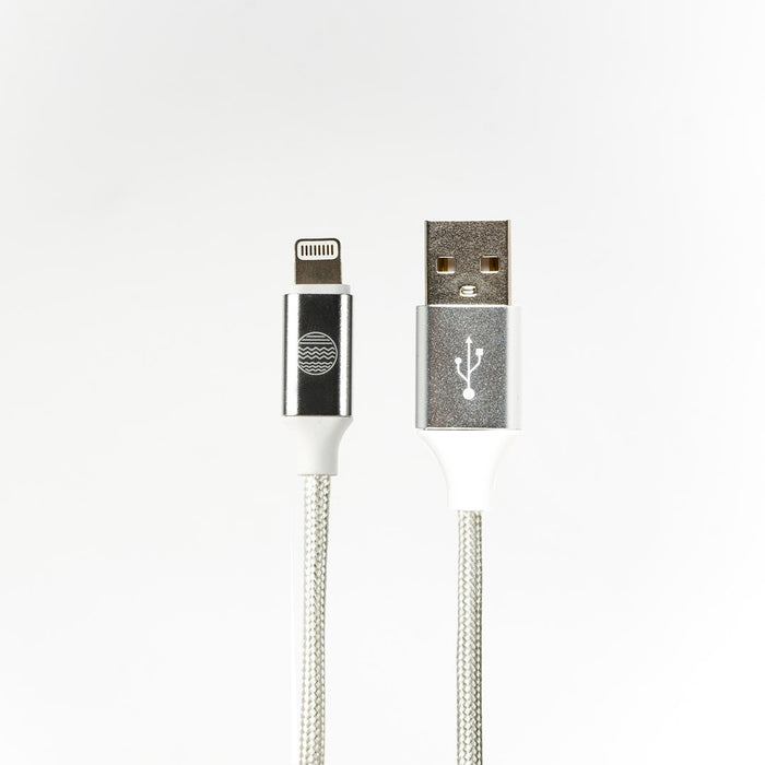 Нашият кабел Pure Planet USB-A към Lightning, 1,2 м/4 фута