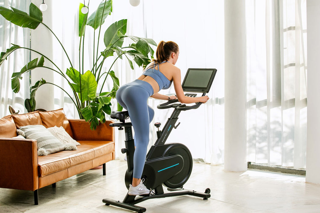 Велосипед OVICX, стационарен магнитен Q200X с 15,6" TFT сензорен екран, WIFI bluetooth и приложение