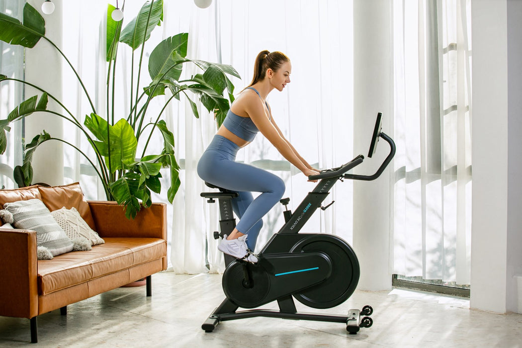 Велосипед OVICX, стационарен магнитен Q200X с 15,6" TFT сензорен екран, WIFI bluetooth и приложение