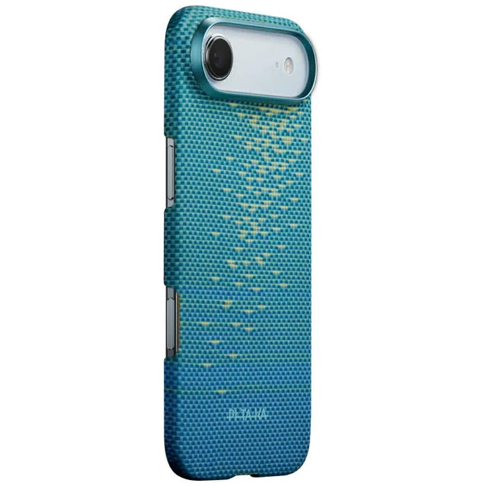 Калъф PITAKA Ultra-Slim MagSafe за iPhone Air, lucid blue