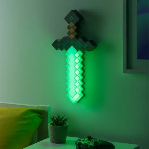 Лампа Paladone: Minecraft - Diamond Sword Light, PP12711MCF