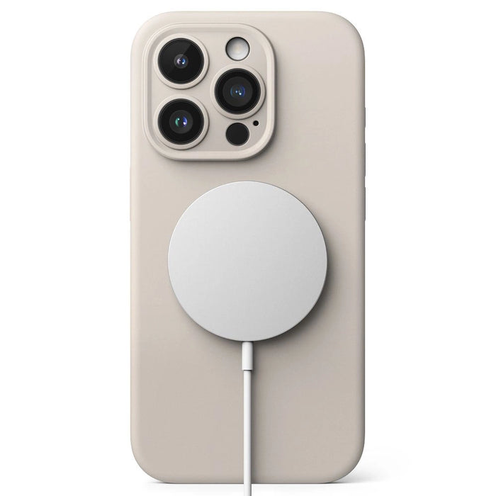 Силиконов калъф Ringke MagSafe за iPhone 15 Pro Max - бежов