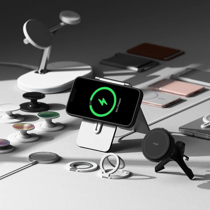 Силиконов калъф Ringke Magsafe за iPhone 16e - черен