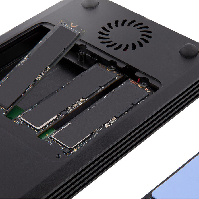 Кутия Thunderbolt 3 Startech M2E4BTB3 Черен