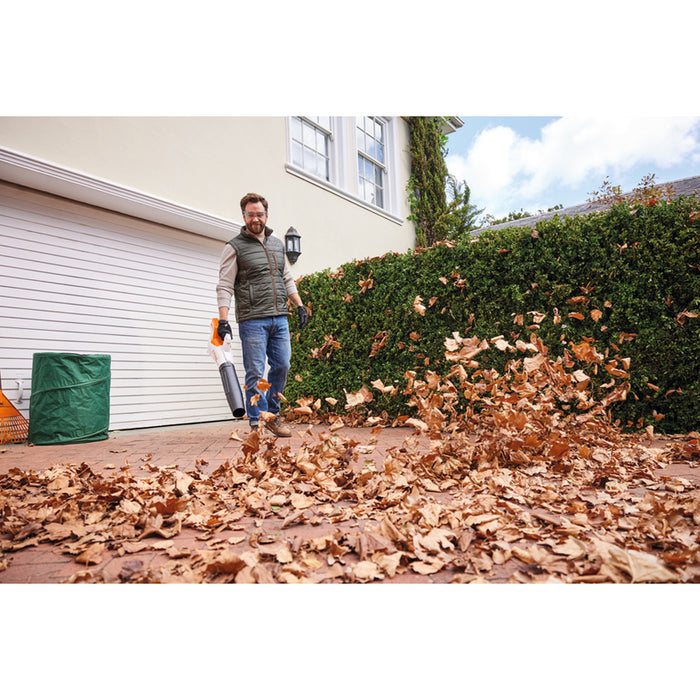 АКУМЛАТОРНА МЕТЛА STIHL BGA 50