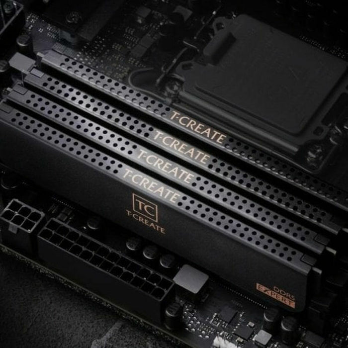 RAM памет Team Group CTCED532G6000HC30DC01 32 GB DDR5 SDRAM DDR5 6000 MHz