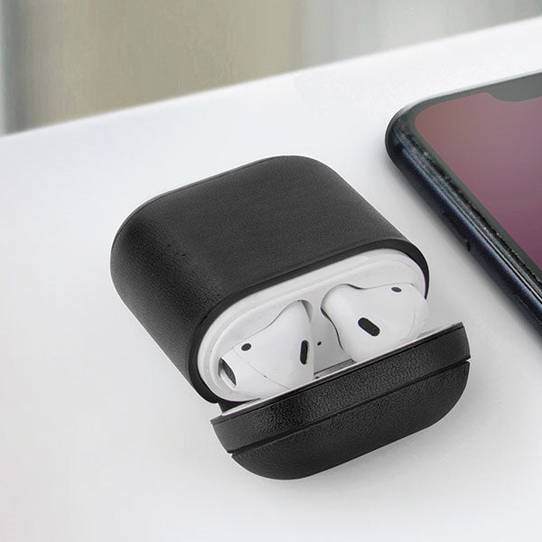 Кожен калъф UNIQ Terra за AirPods 1/2 gen., червен