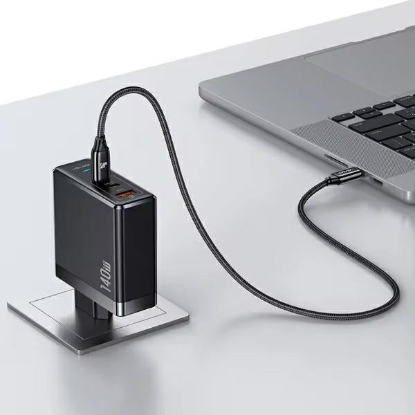 Зарядно USAMS PD Fast Charging UM Series с кабел U82, черно