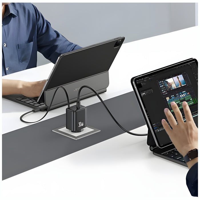 Зарядно USAMS YC Series Retractable PD+QC 30W GaN Fast Charging със свиваем кабел, черно