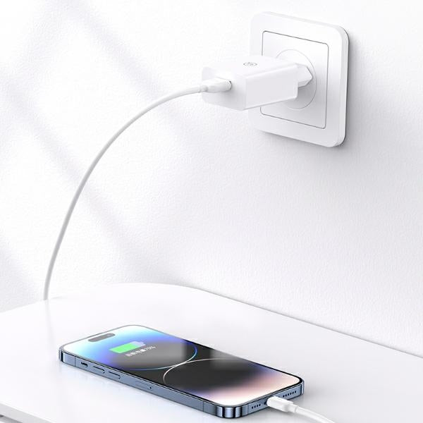 Зарядно USAMS 18W + кабел Lightning Fast Charging, бял