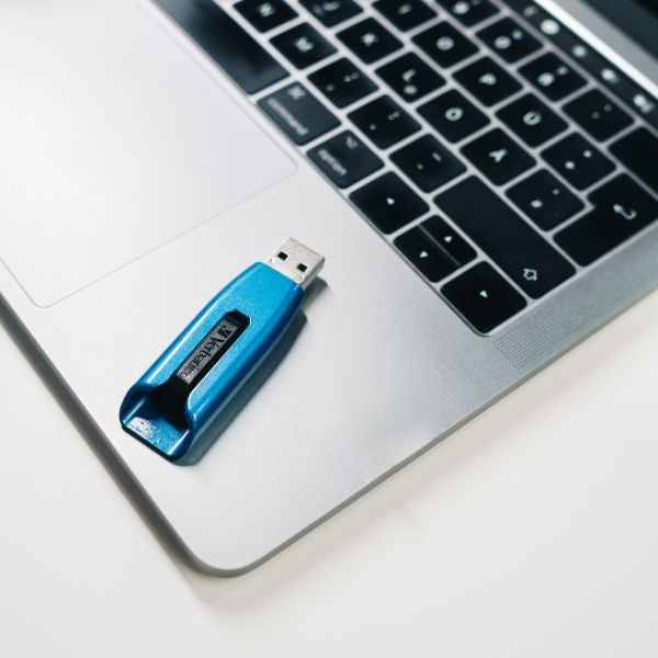 USB флаш памет Verbatim Pendrive 3.2V3 MAX, син, 49807