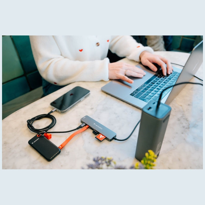 Powerbank Verbatim Charge n Go PD 3.1 32269, сив
