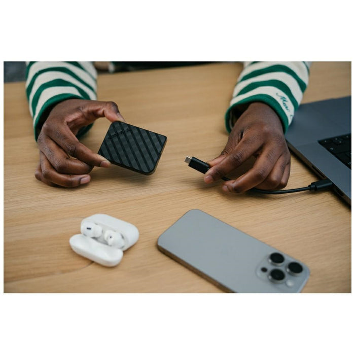 Външен диск Verbatim Store n Go Mini Diamond SSD 32024, черен