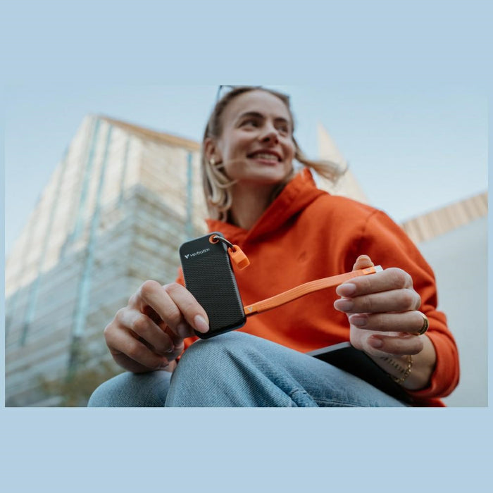 Външен SSD Verbatim Pocket 32418 3.2 gen.2, черно-оранжев