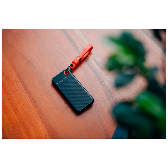 Външен SSD диск Verbatim Pocket 512GB 3.2 gen.2 с ключодържател и кабел, черно-червен, 32284
