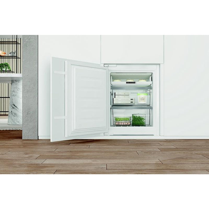 Вграден хладилник с фризер Whirlpool WHC18 T574 P , 250 l, C , No Frost