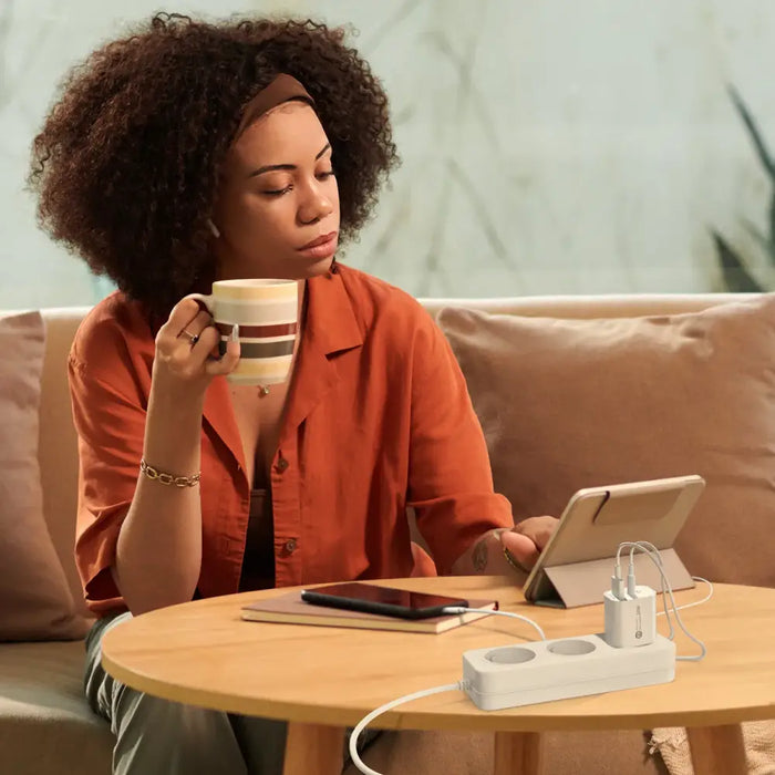 A6MaxL 20W USB-A USB-C стенно зарядно с USB-C - USB-C 1