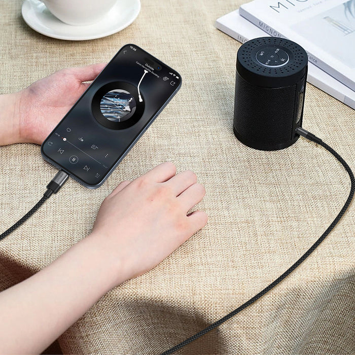 Acefast J11 USB-C към 3.5 мм мини жак кабел 1 м - черен