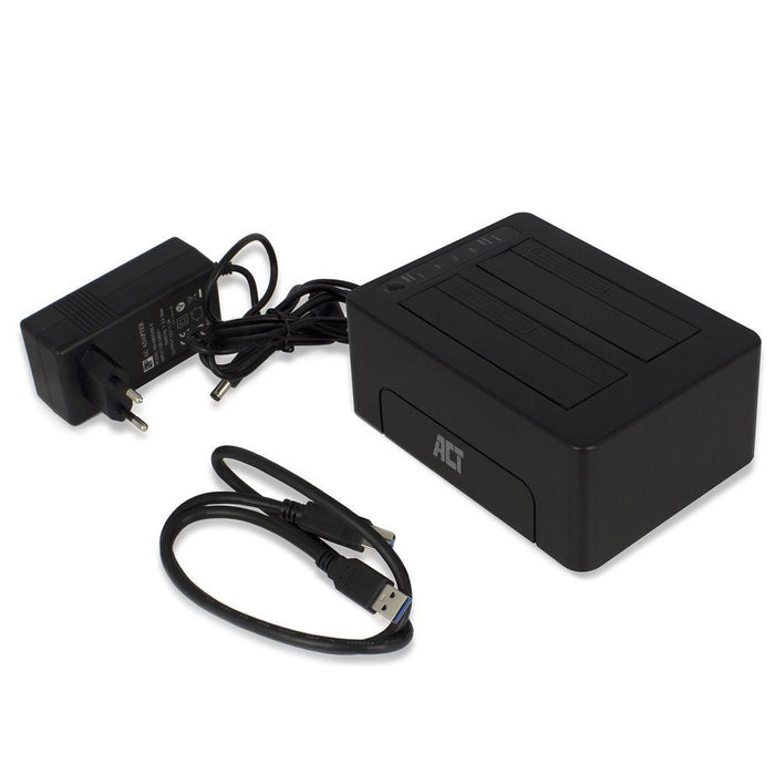 ACT Докинг стейшън AC1504, USB 3.1 Gen1 за 3.5"/2.5" HDD/SSD черен