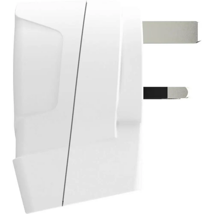 Адаптер SKROSS Europe to UK 1500280 USB Бял