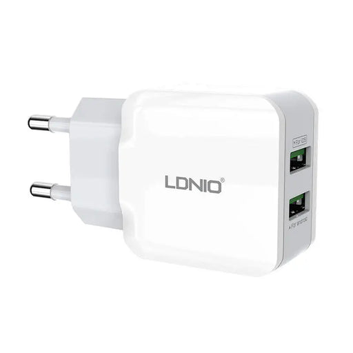 Адаптер LDNIO A2202 2x USB 12W бял