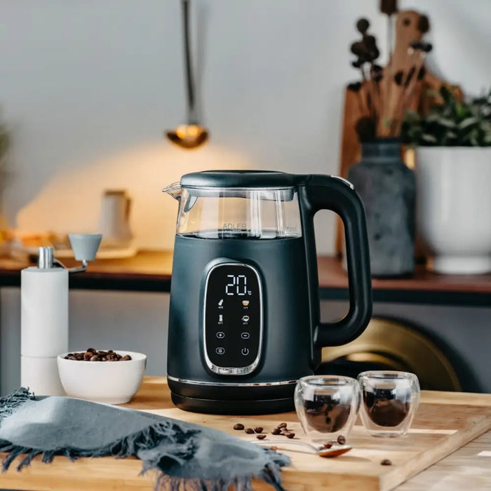 ADLER AD 1305 електрическа кана черна/сребриста