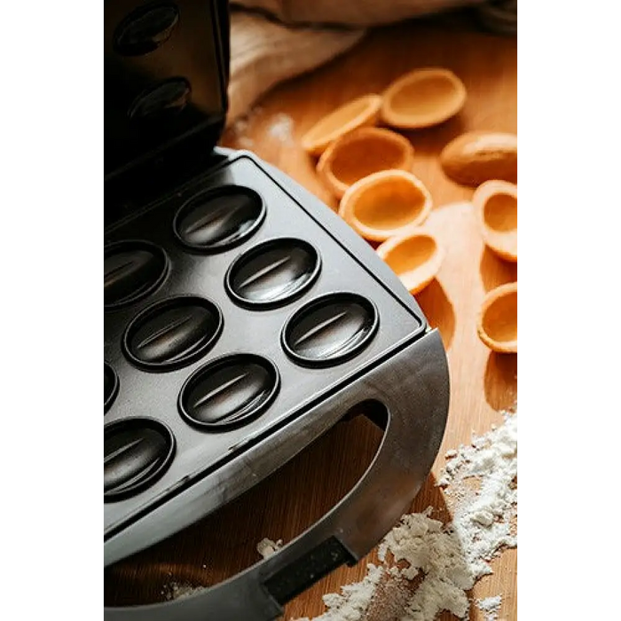 Adler AD 3071 Тостер за фъстъци (12 бр.) Черен