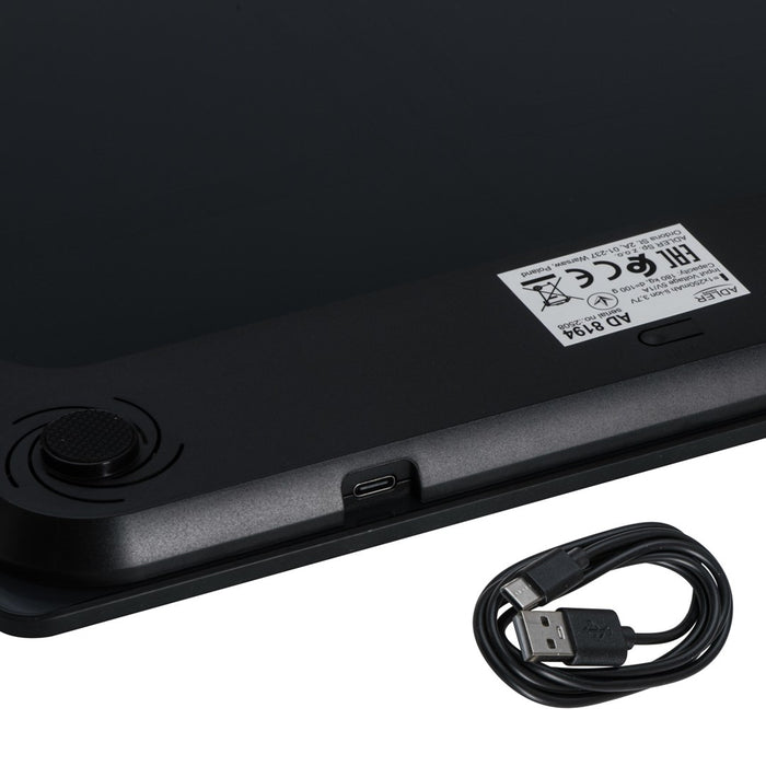 Везни за баня ADLER AD 8194b с презареждаща се USB-C черна