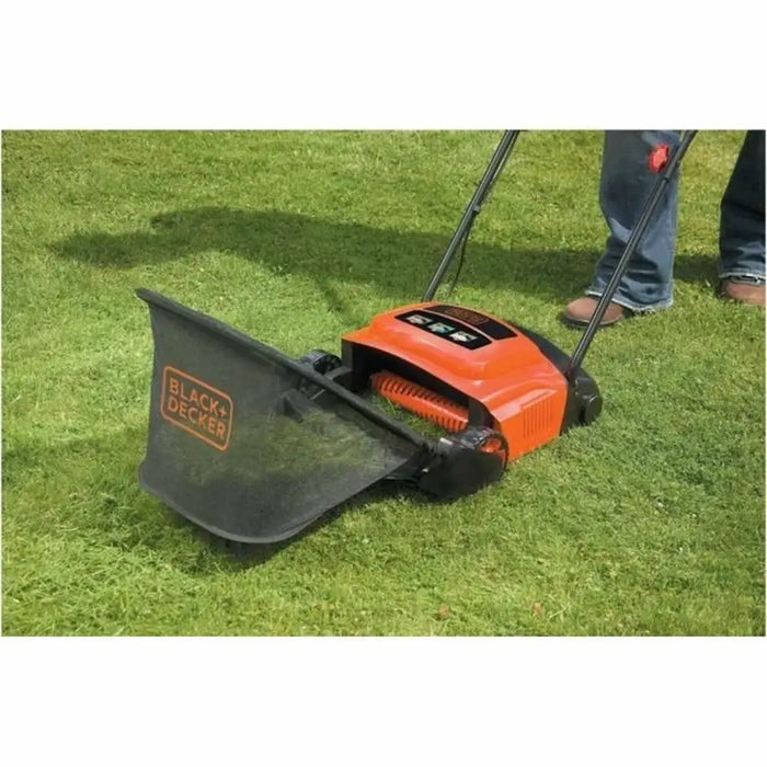 Аератор за тревни площи Black & Decker GD300-QS