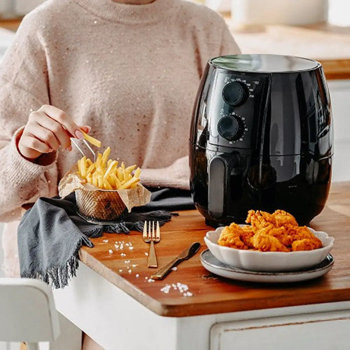 Airfryer Adler AD 6312 Фритюрник 2,5 литра без мазнина Черен