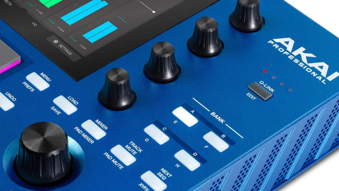 Akai MPC One G2 - работна станция