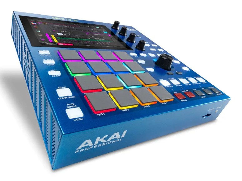 Akai MPC One G2 - работна станция