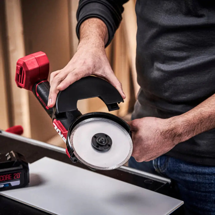 АКУМУЛАТОРЕН БЕЗЧЕТКОВ ЪГЛОШЛАЙФ SKIL AG1E3923CA 18 V 125 мм