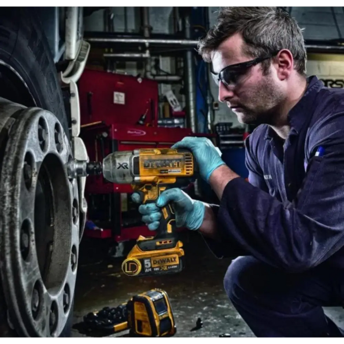 АКУМУЛАТОРЕН КОМПЛЕКТ DEWALT DCK865P4T