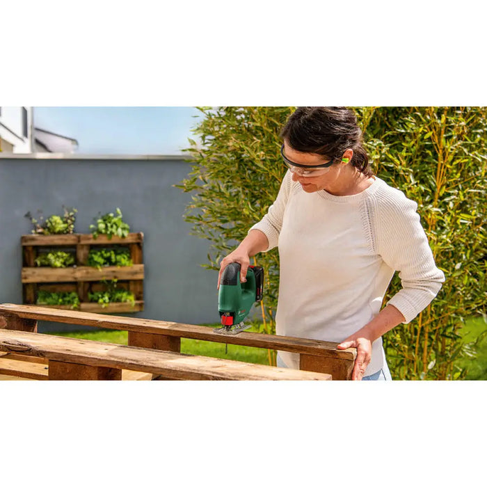 Акумулаторен прободен трион Bosch EasySaw 18V-70 Solo