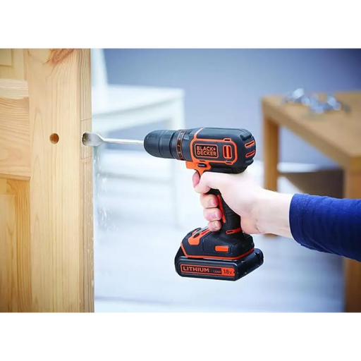 АКУМУЛАТОРЕН ВИНТОВЕРТ 18V BDCDC18-QW