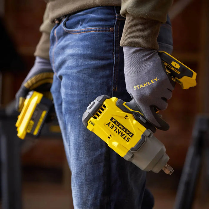 АКУМУЛАТОРЕН УДАРЕН ГАЙКОВЕРТ STANLEY SFMCF940B-XJ 18 V