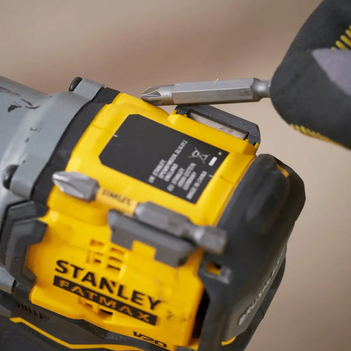 АКУМУЛАТОРЕН УДАРЕН ВИНТОВЕРТ STANLEY SFMCF830B-XJ 18 V