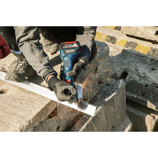 АКУМУЛАТОРЕН БЕЗЧЕТКОВ ЪГЛОШЛАЙФ BOSCH PROFESSIONAL GWS 180