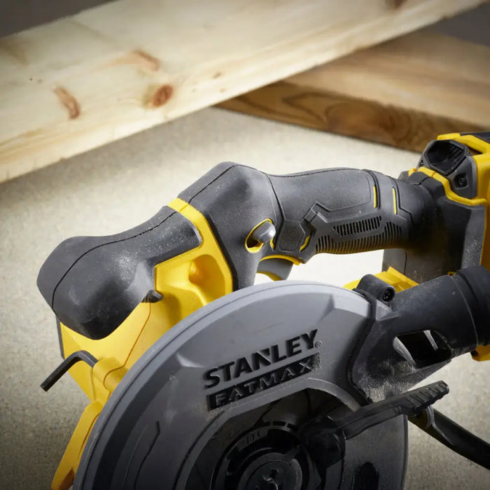 АКУМУЛАТОРЕН РЪЧЕН ЦИРКУЛЯР STANLEY SFMCS500B-XJ