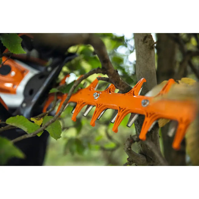АКУМУЛАТОРЕН ХРАСТОРЕЗ STIHL HSA 130.0 R