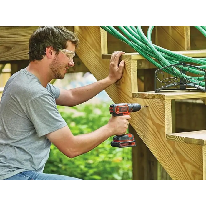 АКУМУЛАТОРЕН ВИНТОВЕРТ 18V BDCDC18-QW