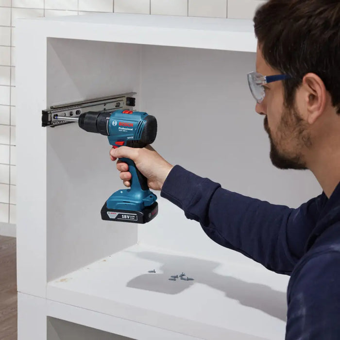 АКУМУЛАТОРЕН БЕЗЧЕТКОВ КОМПЛЕКТ BOSCH PROFESSIONAL 18 V