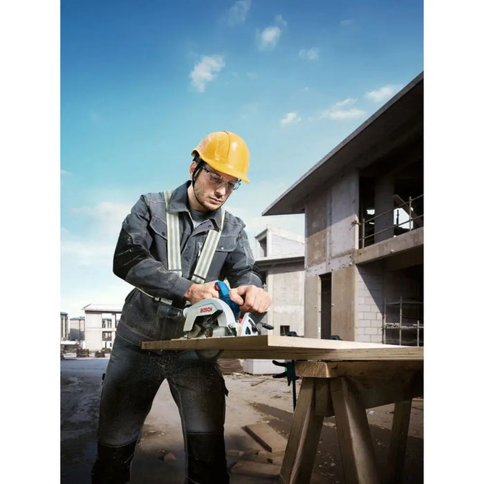 АКУМУЛАТОРЕН БЕЗЧЕТКОВ ЦИРКУЛЯР BOSCH PROFESSIONAL GKS