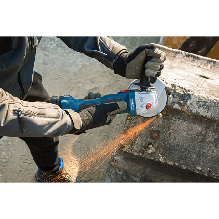 АКУМУЛАТОРЕН БЕЗЧЕТКОВ КОМПЛЕКТ BOSCH PROFESSIONAL 18 V
